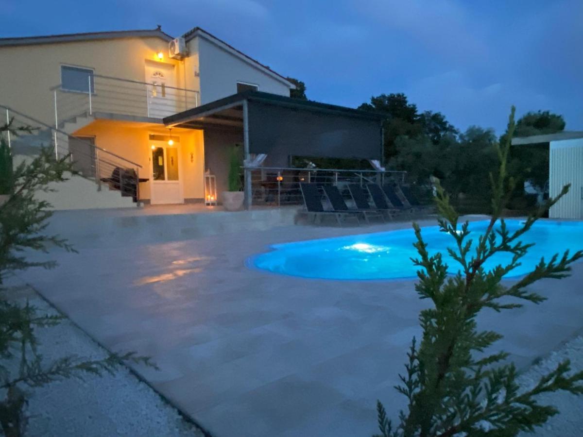Naturia Holiday House Medulin Luaran gambar