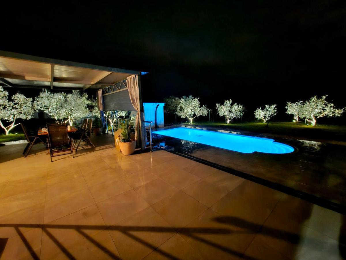 Naturia Holiday House Medulin Luaran gambar
