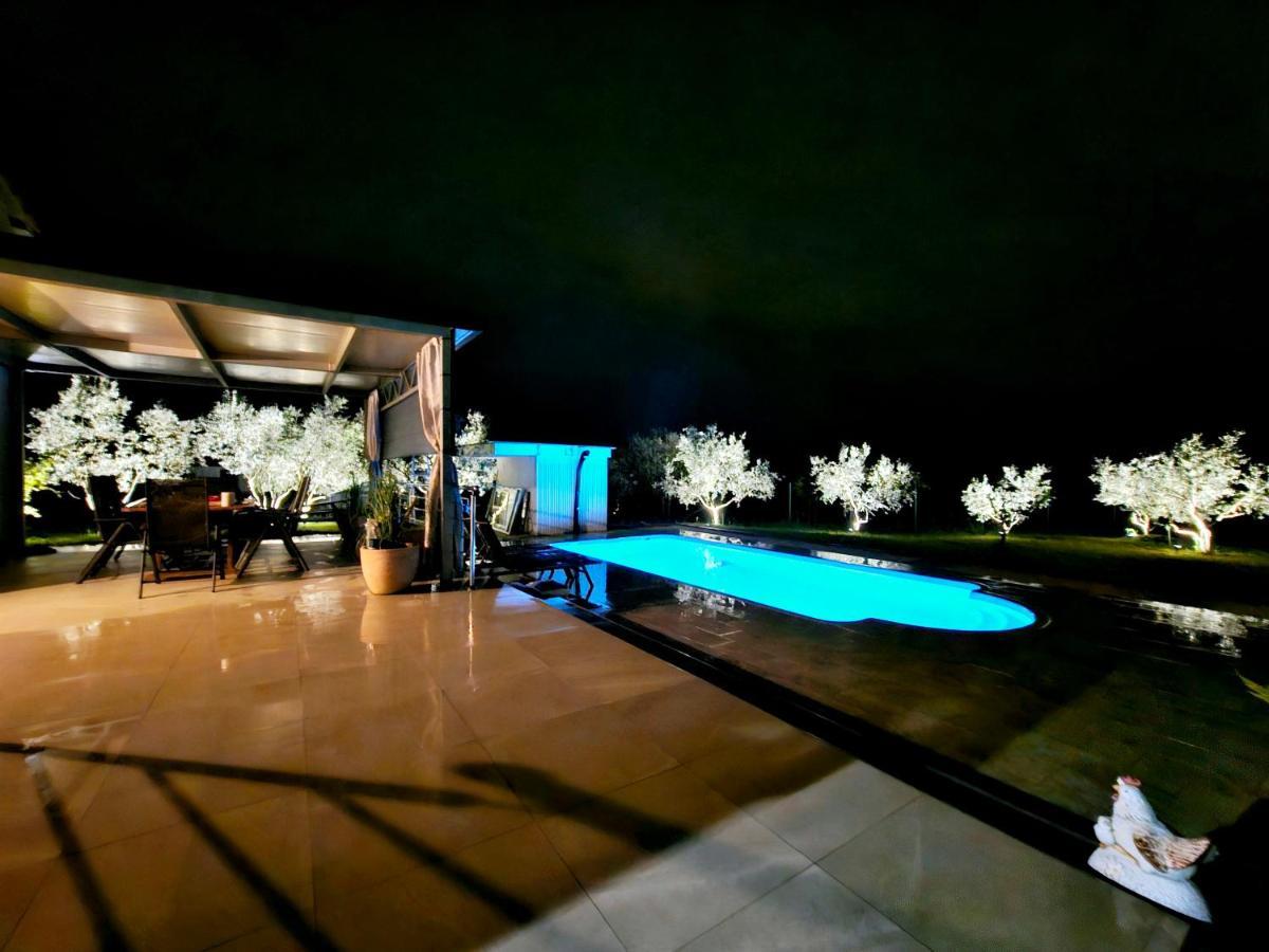 Naturia Holiday House Medulin Luaran gambar